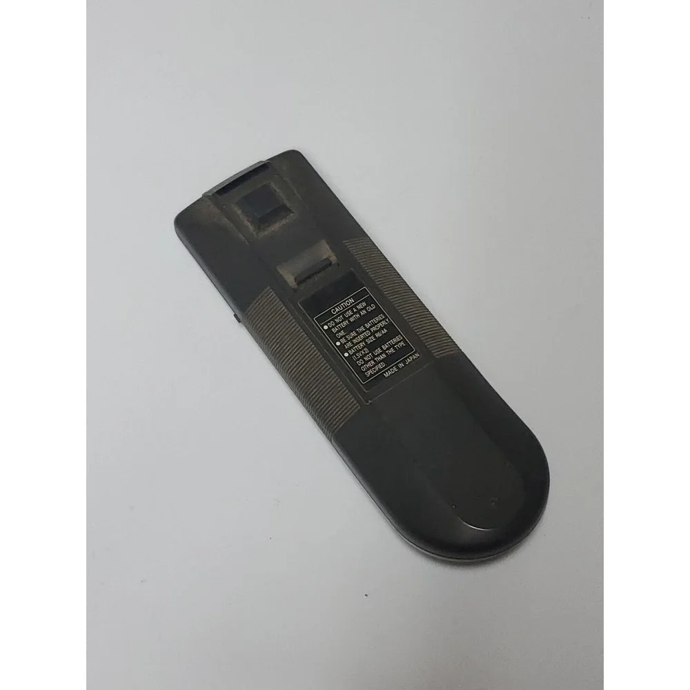Mitsubishi  TV / VCR Remote Control (OEM) Genuine Tested and Working 326R